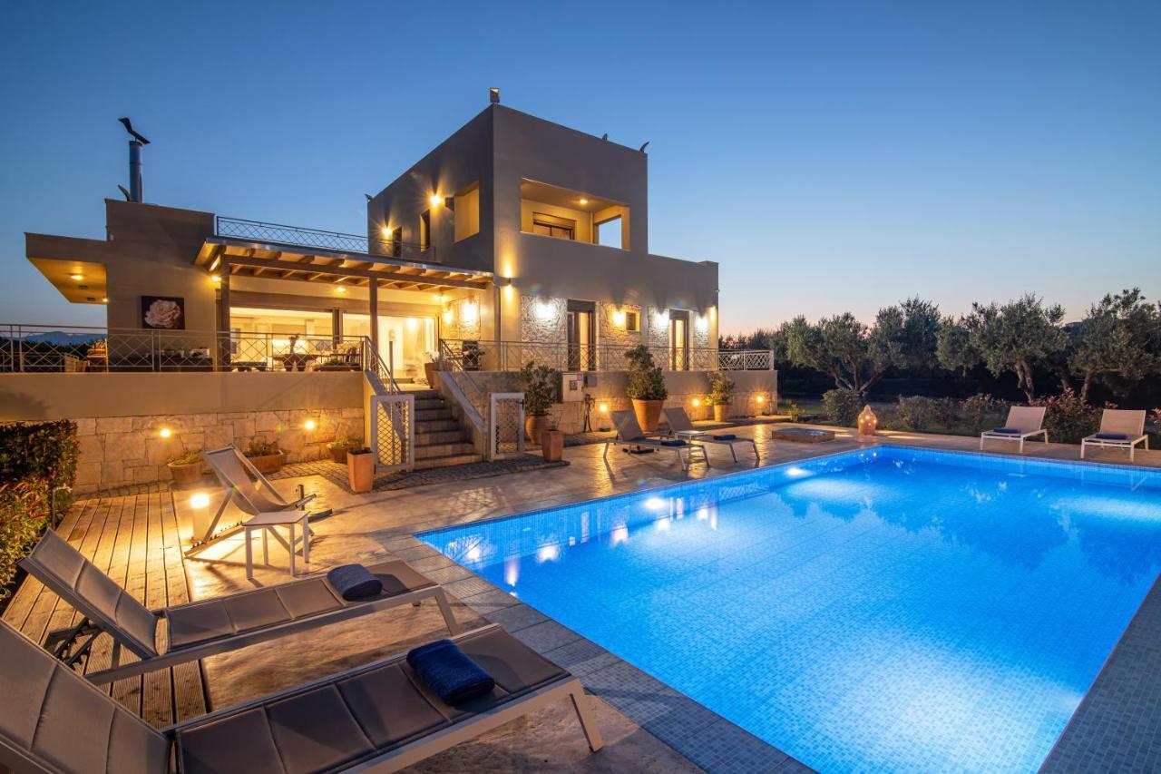 Villa Luna Skalanion Buitenkant foto